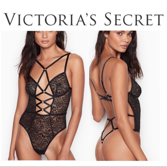 Victoria's Secret Tops - Victoria’s Secret lace lingerie& FREE GIFT